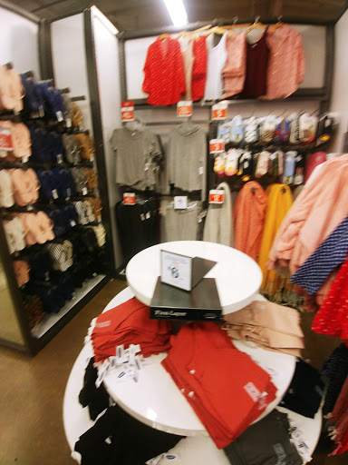 Clothing Store «Old Navy», reviews and photos, 2828 E 3rd St, Bloomington, IN 47401, USA