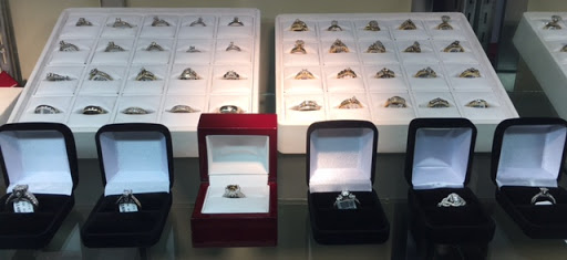 Pawn Shop «Dallas Pawn and Jewelry», reviews and photos, 4299 US-77, Waxahachie, TX 75165, USA