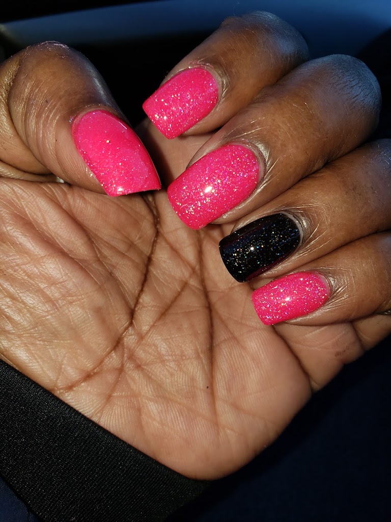 Sporty Nails Forest Hill, TX 76140 Services and Reviews