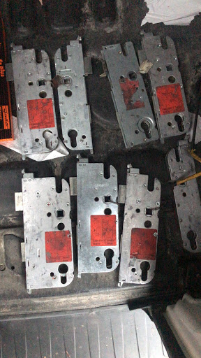 Locksmith «Nonstop Locksmith», reviews and photos, 1310 W Madison St, Chicago, IL 60607, USA