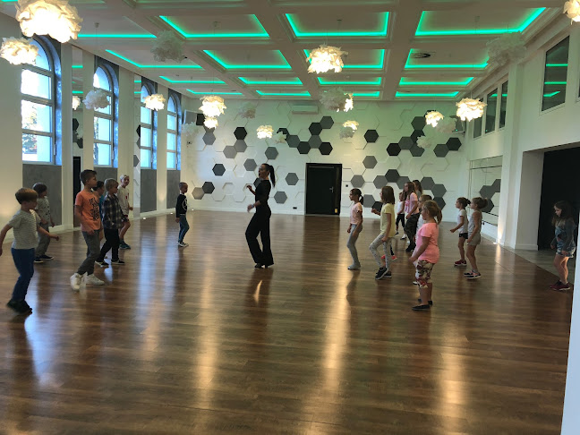 Starlight by Sadeccy