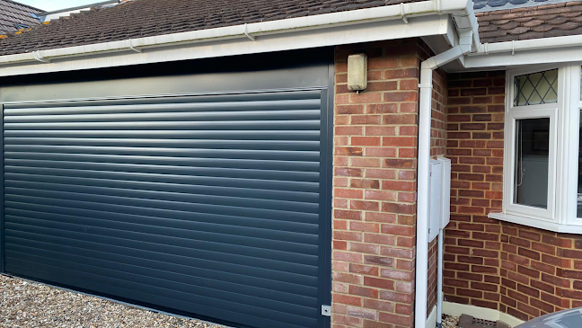 Reviews of On A Roll Garage Doors in Bournemouth - Auto glass shop