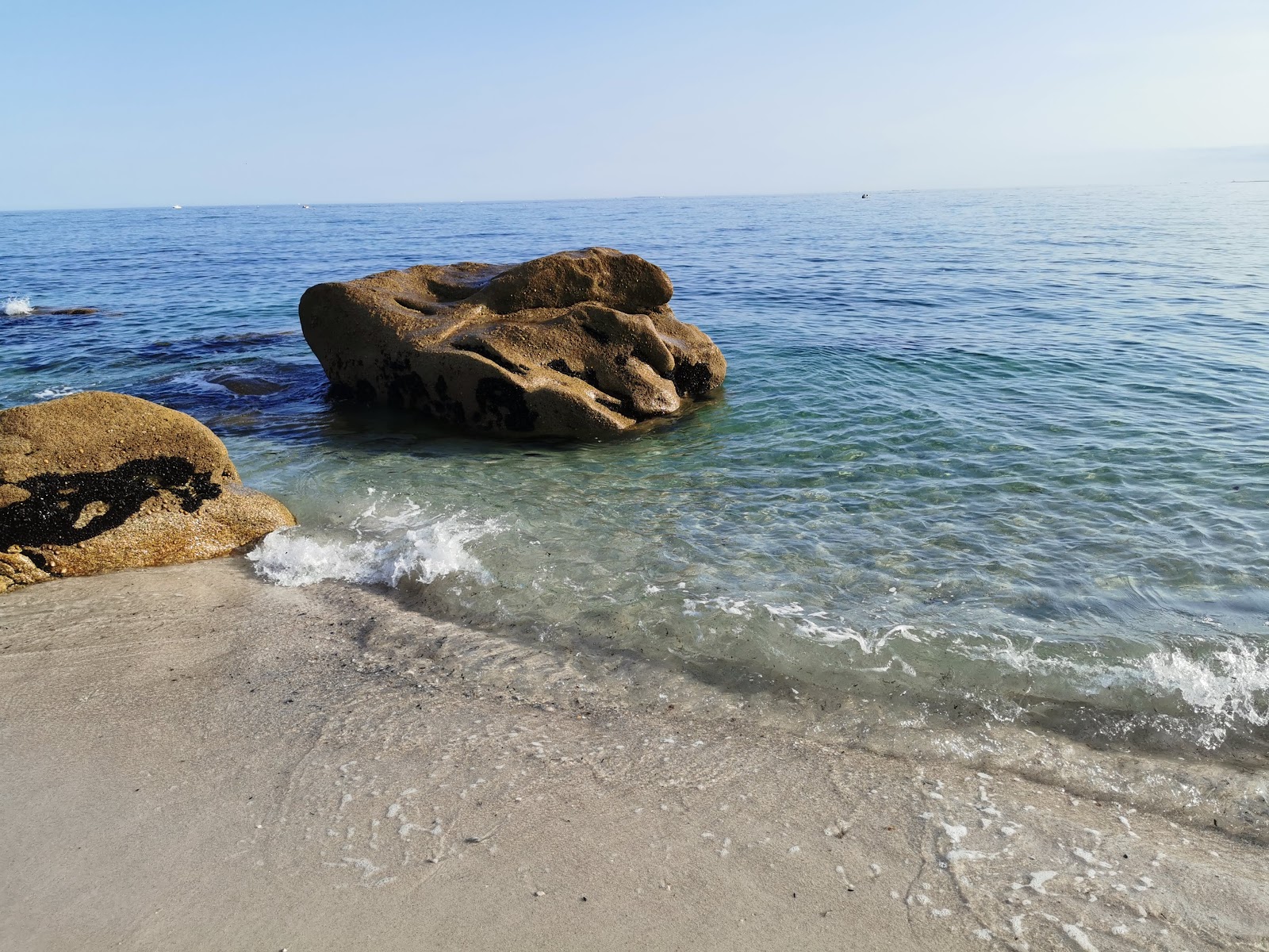 Foto von Plage de Beg Meil - beliebter Ort unter Entspannungskennern
