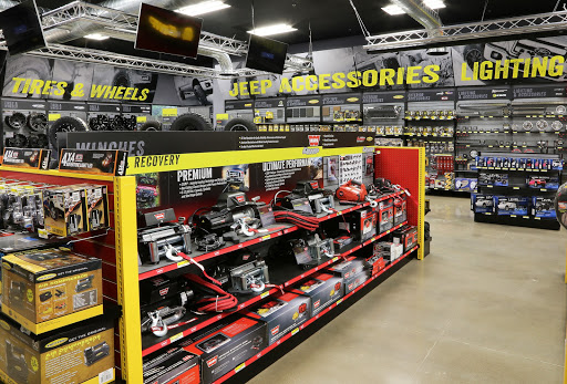 Truck Accessories Store «4 Wheel Parts Performance Center - Coppell», reviews and photos, 800 W Sandy Lake Rd, Coppell, TX 75019, USA