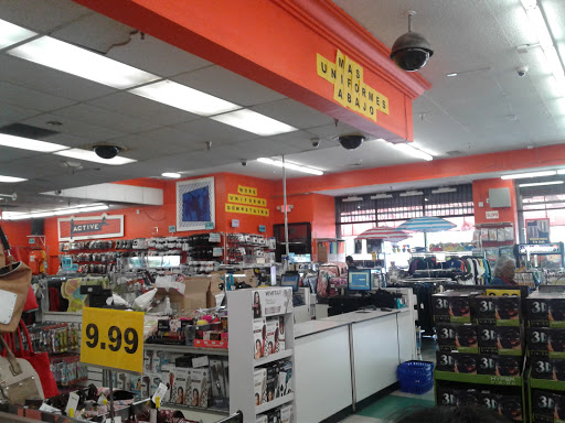 Discount Store «Fallas Paredes Discount Stores», reviews and photos, 6633 Van Nuys Blvd, Van Nuys, CA 91411, USA