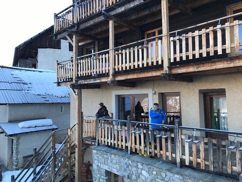 La Vie Sauvage Rando - Agence de voyage spécialiste de la randonnée dans les Alpes à Château-Ville-Vieille (Hautes-Alpes 05)