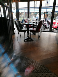 Atmosphère du Restaurant Café Le Quartier Général à Paris - n°6