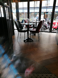 Photo n°15 de BRASSERIE LE QUARTIER GÉNÉRAL à Paris ()
