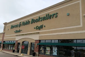 Barnes & Noble image