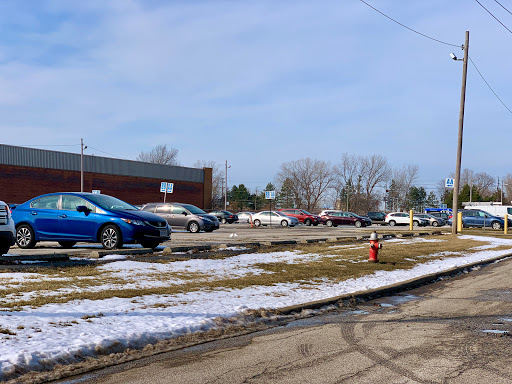 Airport Parking Lot «Airport Fast Park», reviews and photos, 18899 Snow Rd, Brook Park, OH 44142, USA