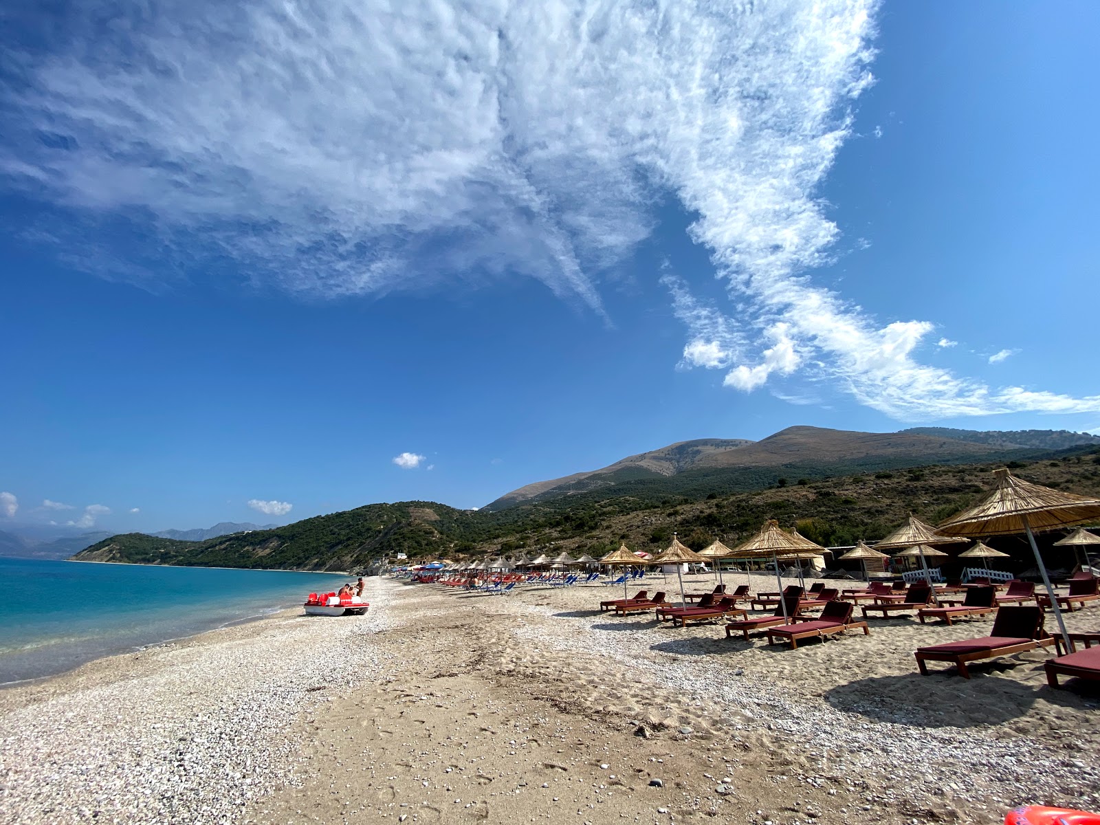 Lukova Plajı'in fotoğrafı kısmen tatil bölgesi
