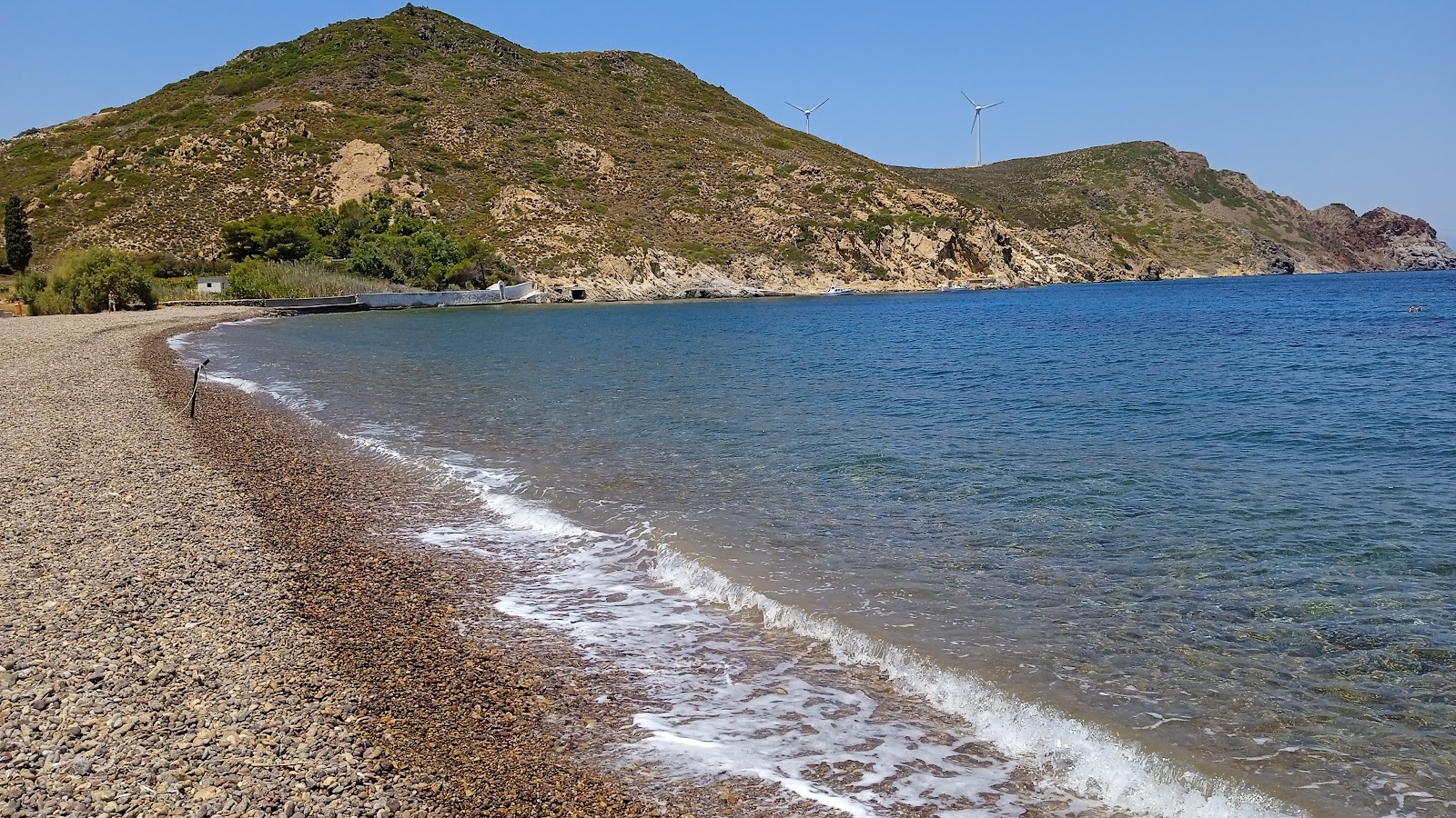 Foto di Paralia Lampi - luogo popolare tra gli intenditori del relax