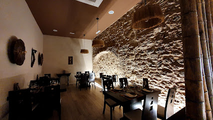 Restaurante Asiático - FENG SHUI STREET - Pl. de la Catedral, 4, 11005 Cádiz, Spain