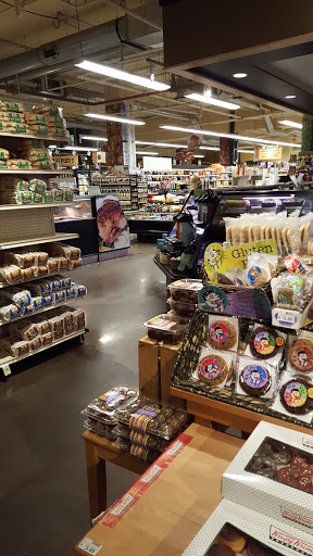 Supermarket «Fresh Madison Market», reviews and photos, 703 University Ave, Madison, WI 53715, USA