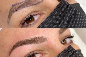 Estefania Montes Microblading image