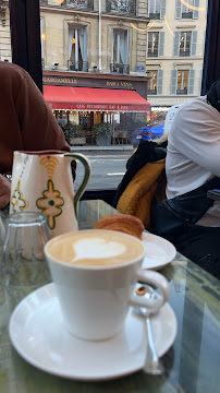 Cappuccino du Restaurant brunch Kozy Kanopé - All day Brunch & Coffee à Paris - n°16