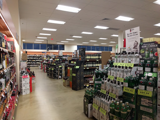 State Liquor Store «NH Liquor & Wine Outlet», reviews and photos, 380 Lafayette Rd, Seabrook, NH 03874, USA