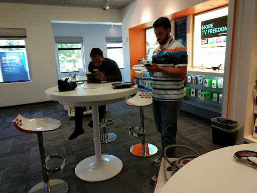 Cell Phone Store «AT&T», reviews and photos, 3243 Berlin Turnpike, Newington, CT 06111, USA