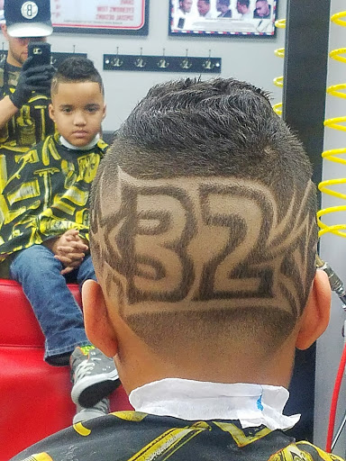 Barber Shop «Dynasty Barber shop», reviews and photos, 510 W Montauk Hwy, Lindenhurst, NY 11757, USA