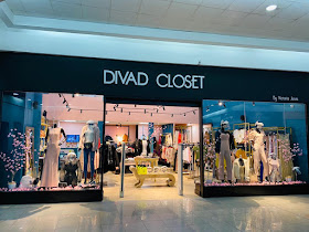 DIVAD CLOSET