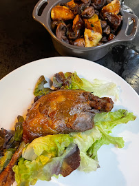 Confit de canard du Restaurant familial La Cuisine À Mémé à Toulouse - n°6