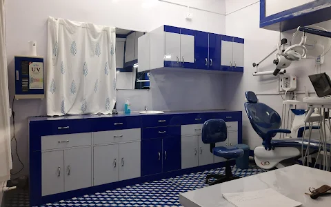 Family Dental And Cosmetic Clinic image