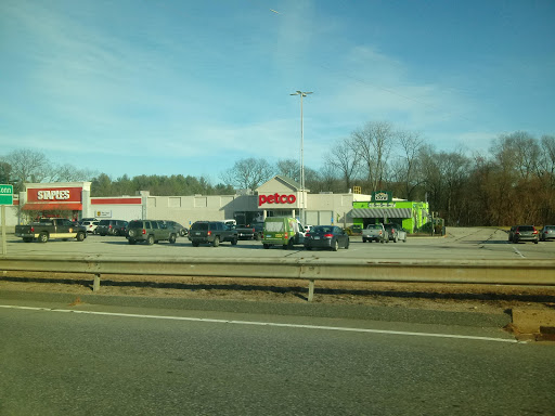 Pet Supply Store «Petco Animal Supplies», reviews and photos, 86 Storrs Rd, Mansfield Center, CT 06250, USA