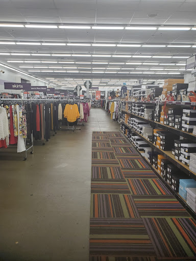 Discount Store «D&K Suit City», reviews and photos, 3750 Venture Dr, Duluth, GA 30096, USA