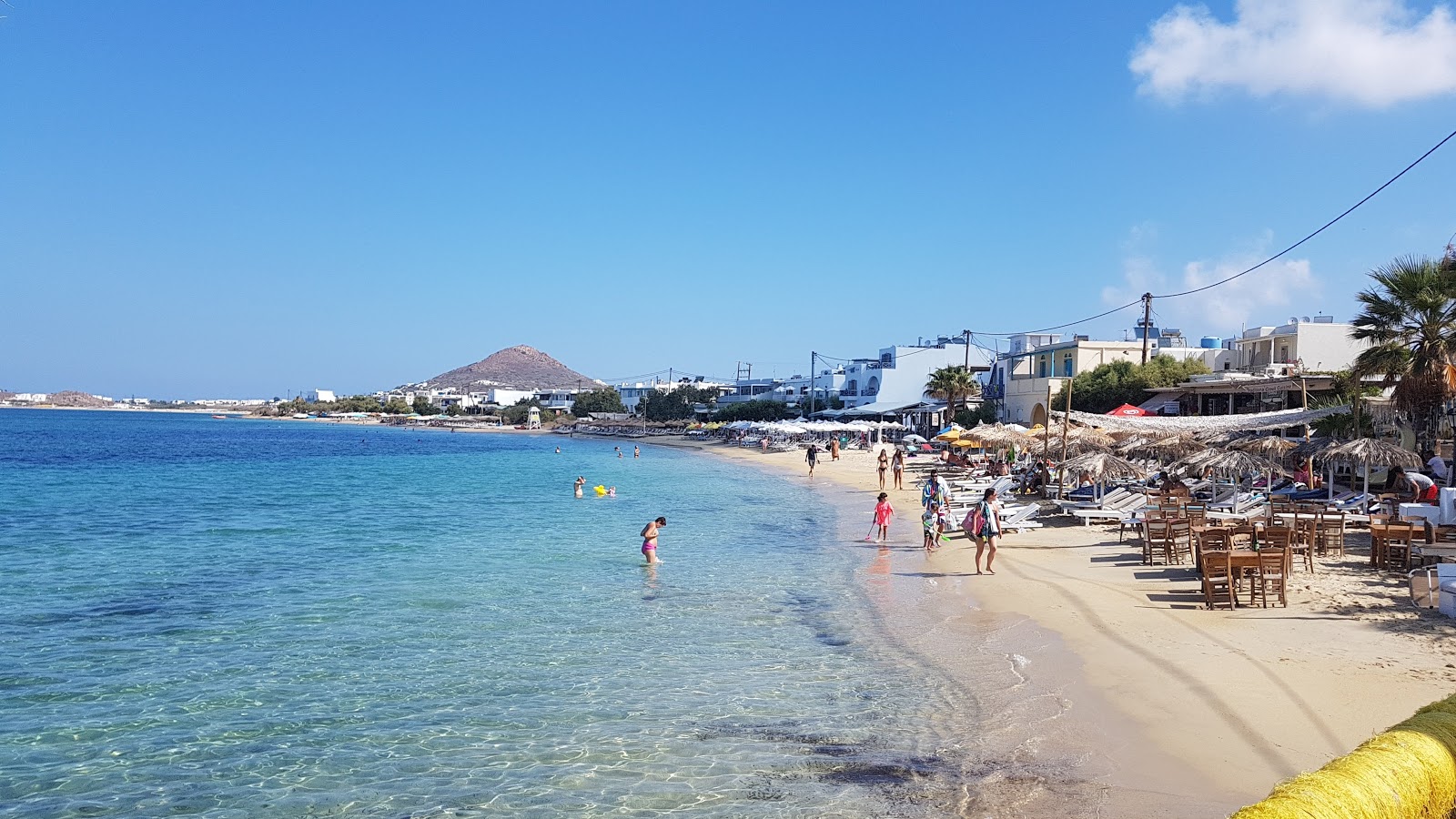 Agia Anna Plajı'in fotoğrafı parlak ince kum yüzey ile