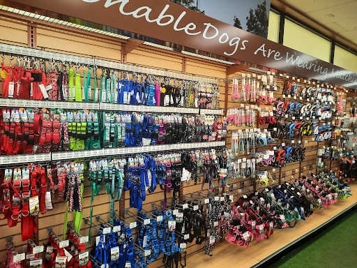 Pet Supply Store «Pet Supermarket», reviews and photos, 2800 Raeford Rd, Fayetteville, NC 28303, USA