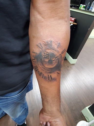 Tattoo Shop «Integrity Tattoo Company», reviews and photos, 286 Eisenhower Dr, Biloxi, MS 39531, USA