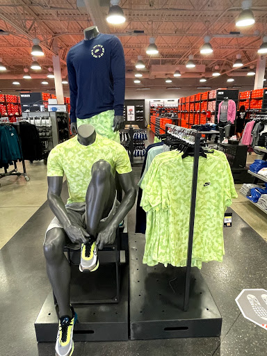 Clothing Store «Nike Factory Store», reviews and photos, 10801 Corkscrew Rd D-177, Estero, FL 33928, USA