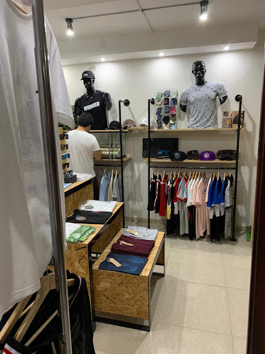 Roots Concept Store