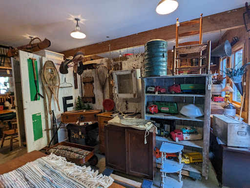 Singing Hills Antiques