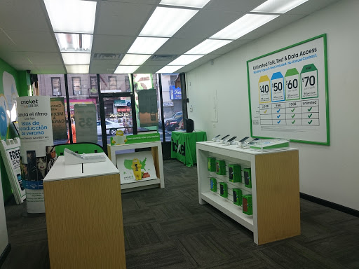 Cricket Wireless Authorized Retailer, 747 E Tremont Ave, Bronx, NY 10457, USA, 