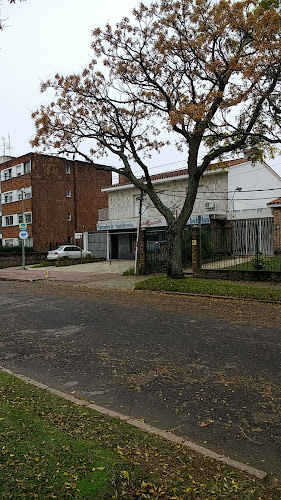 René, 11400 Montevideo, Departamento de Montevideo, Uruguay
