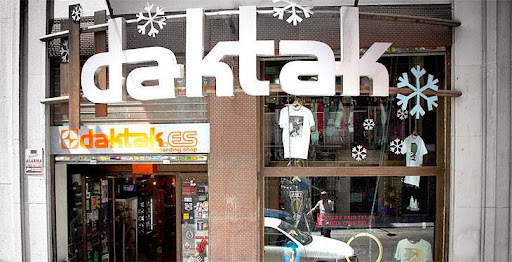 Daktak - Snow | Surf | Skate