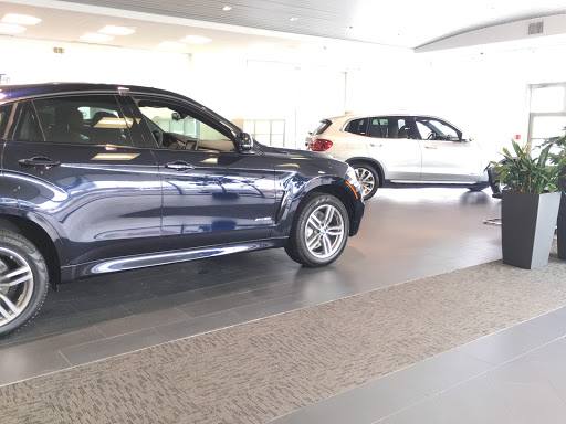BMW Dealer «Thompson BMW», reviews and photos
