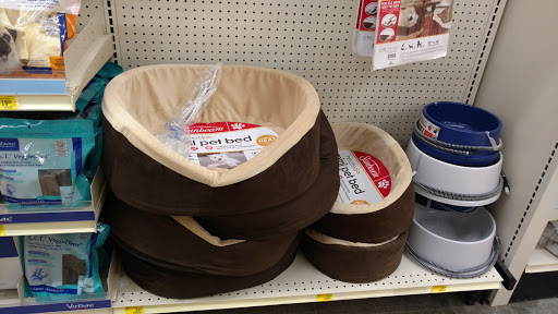 Pet Supply Store «PetSmart», reviews and photos, 10164 Colerain Ave, Cincinnati, OH 45251, USA