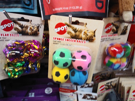 Pet Store «Fussy Friends Pet Supplies», reviews and photos, 148 Newark Ave, Jersey City, NJ 07302, USA