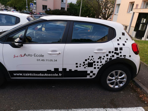 Saint-Cloud Auto-École à Saint-Cloud, Hauts-de-Seine