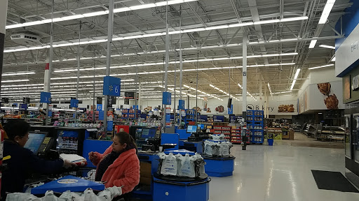 Department Store «Walmart Supercenter», reviews and photos, 1410 S Randall Rd, Algonquin, IL 60102, USA