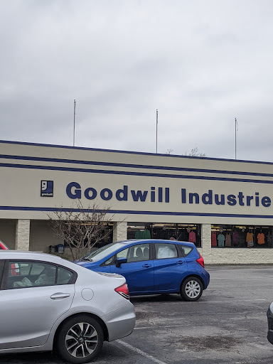 Thrift Store «Goodwill», reviews and photos