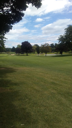 Country Club «Elmwood Country Club», reviews and photos, 850 Dobbs Ferry Rd, White Plains, NY 10607, USA