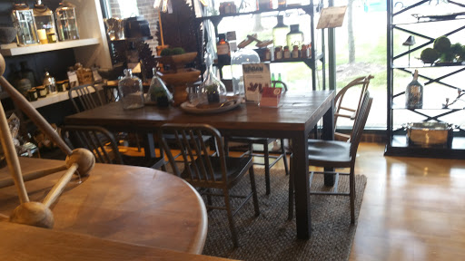 Furniture Store «Art Van Furniture - Ann Arbor», reviews and photos, 425 E Eisenhower Pkwy, Ann Arbor, MI 48108, USA