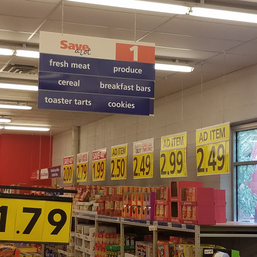 Grocery Store «Save-A-Lot», reviews and photos, 1716 Fort St, Lincoln Park, MI 48146, USA