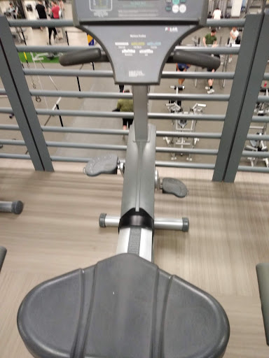 Gym «LA Fitness», reviews and photos, 2420 Cleveland Ave N, Roseville, MN 55113, USA