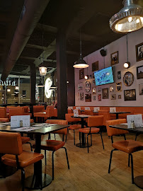 Atmosphère du Restaurant américain Indiana Café - Bordeaux - n°1
