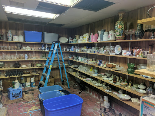 Antique Store «The Country Store», reviews and photos, 3850 Nashville Rd, Franklin, KY 42134, USA