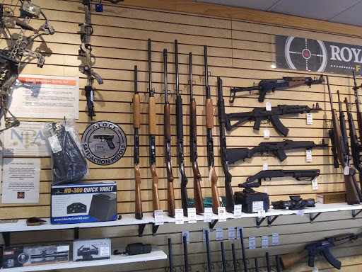 Pawn Shop «Royal Pawn Inc», reviews and photos, 539 Green Blvd, Aurora, IN 47001, USA